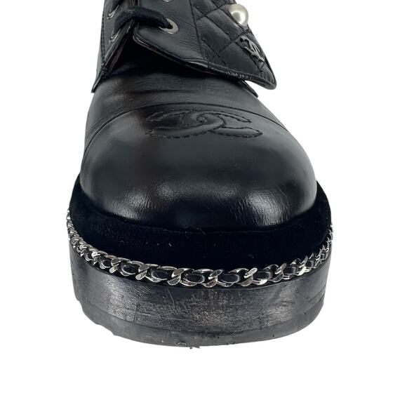 Chanel Crackled Calfskin CC Cap Toe Velvet Pearl Combat Boots in Black - Picture 11 of 16